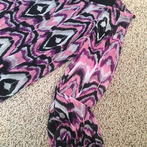 INC Petite top - Picture 3 of 3